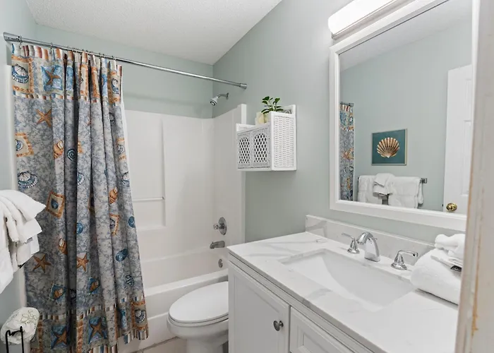 Grand Caribbean East 214 Apartment