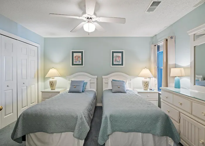Grand Caribbean East 214 Apartment